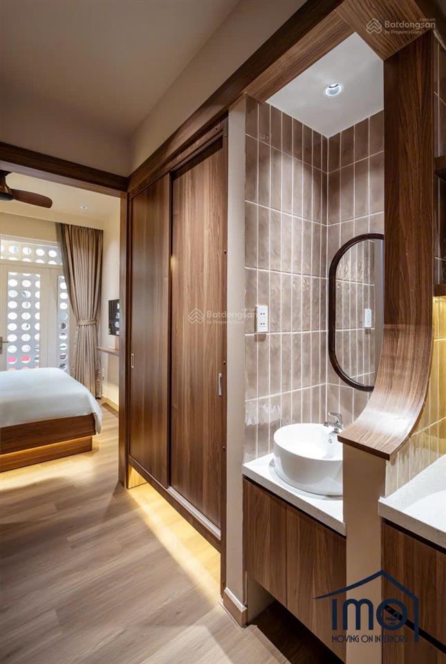 Cho thuê căn hộ quận 1, rộng 40m2 full nội thất, ban công máy giặt riêng, tiện di chuyển các quận