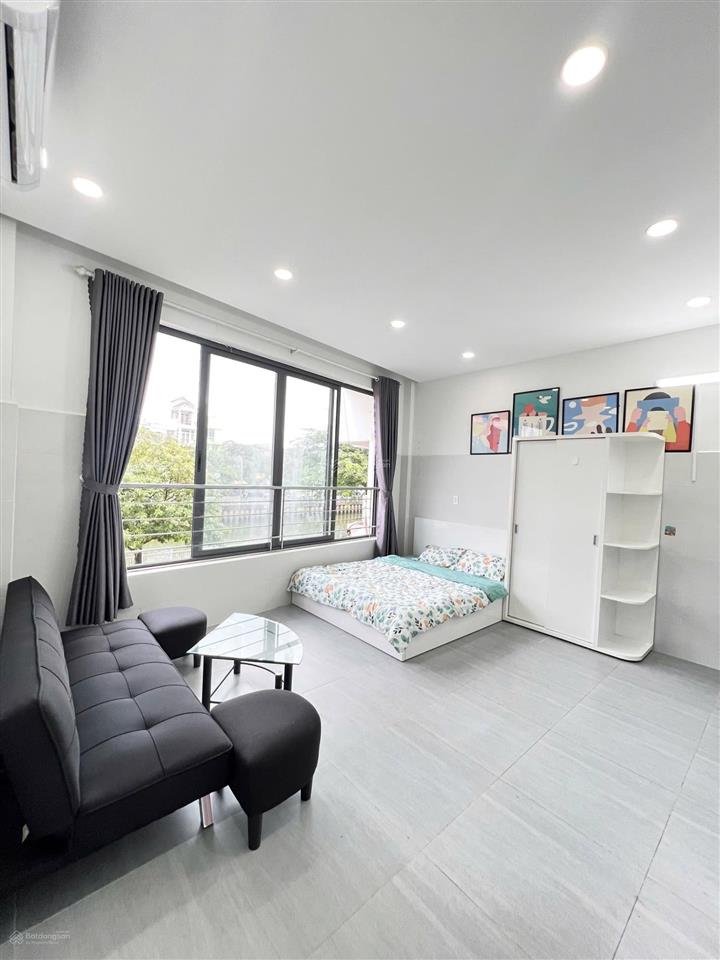 Cho thuê chdv ,studio 30m2 full nội thất ngay hoàng sa, quận 3