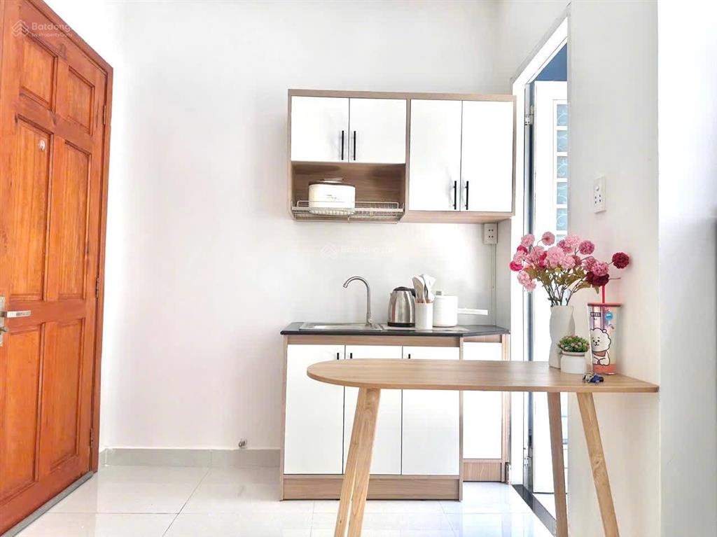 Nhà mới 100%, studio ban công full nội thất ngay nguyễn xí, bình thạnh