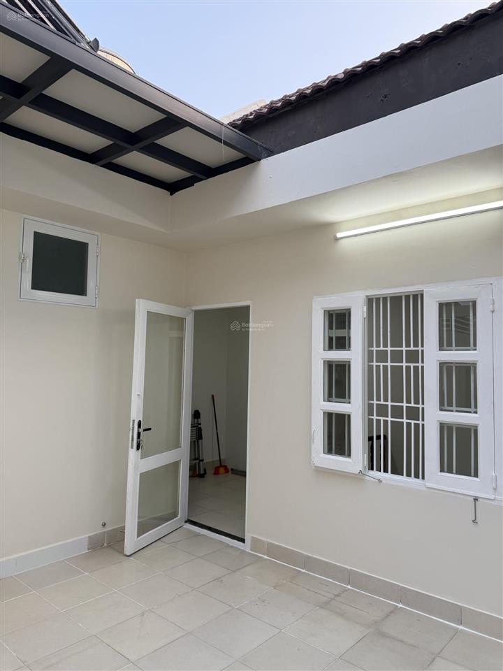 Biệt thự mới 100% ven sông sài gòn  khu compound biệt lập cao cấp
 brand new luxury villa