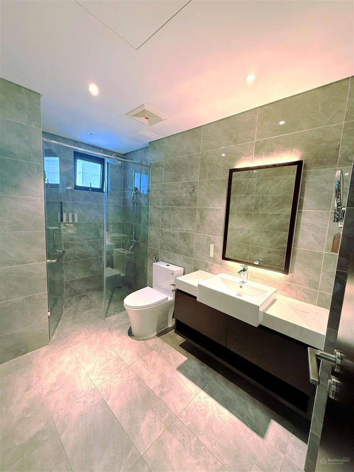 Bán căn hoa hậu sapphire s2 view phố, nhìn ra biển.
giá bán nhanh chỉ 1 tỷ 520 rẻ nhất tòa s2