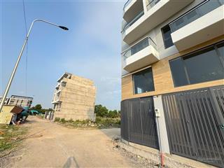 Nhà xây sẵn tam bình thủ đức. 4 tầng + tum giá 4.7ty