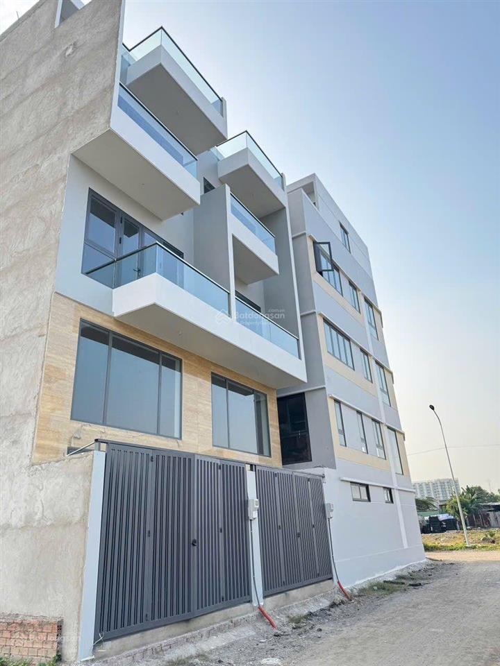 Nhà xây sẵn tam bình thủ đức. 4 tầng + tum giá 4.7ty