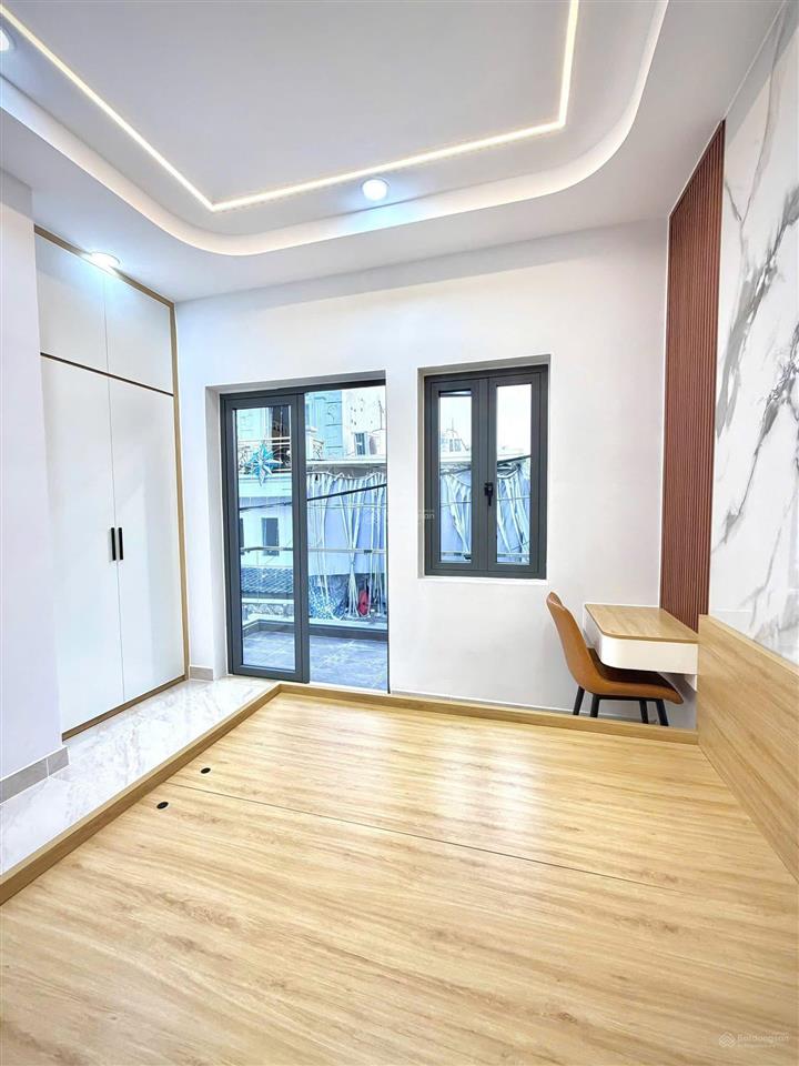 48m2 chỉ 4 tỷ 150 nhà mới tới ở ngay, phòng ngủ tặng full nội thất