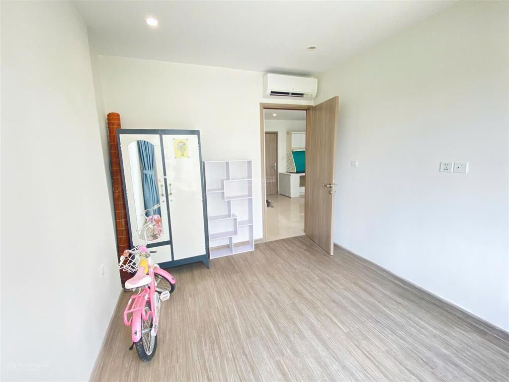 Bán re căn 1pn+ full nội thất giá chỉ 2 tỷ 320 phân khu rainbow  vinhomes grand park