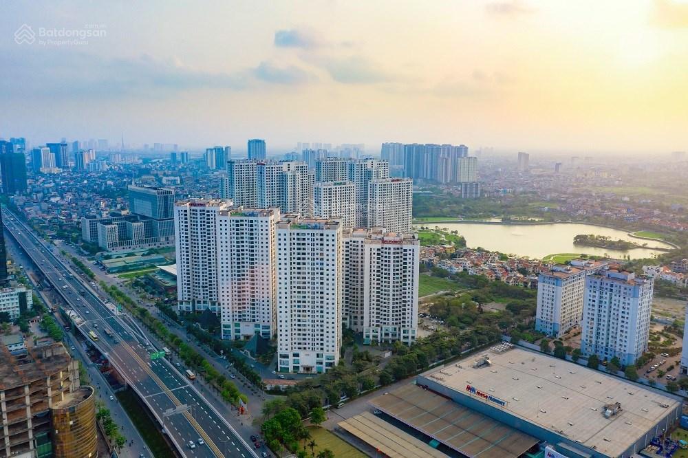 Chính chủ cần bán gấp cc 2pn  greenstars (kđt tp. giao lưu), ban công view starlakecv hòa bình