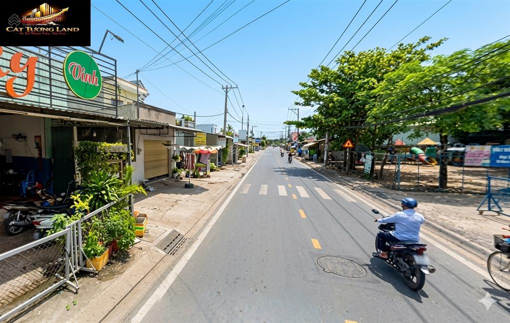 Bán nhà 11x25m, 270m2  mặt tiền đỗ văn dậy, gần nhà thiếu nhi hóc môn  chỉ 7.5 tỷ tl