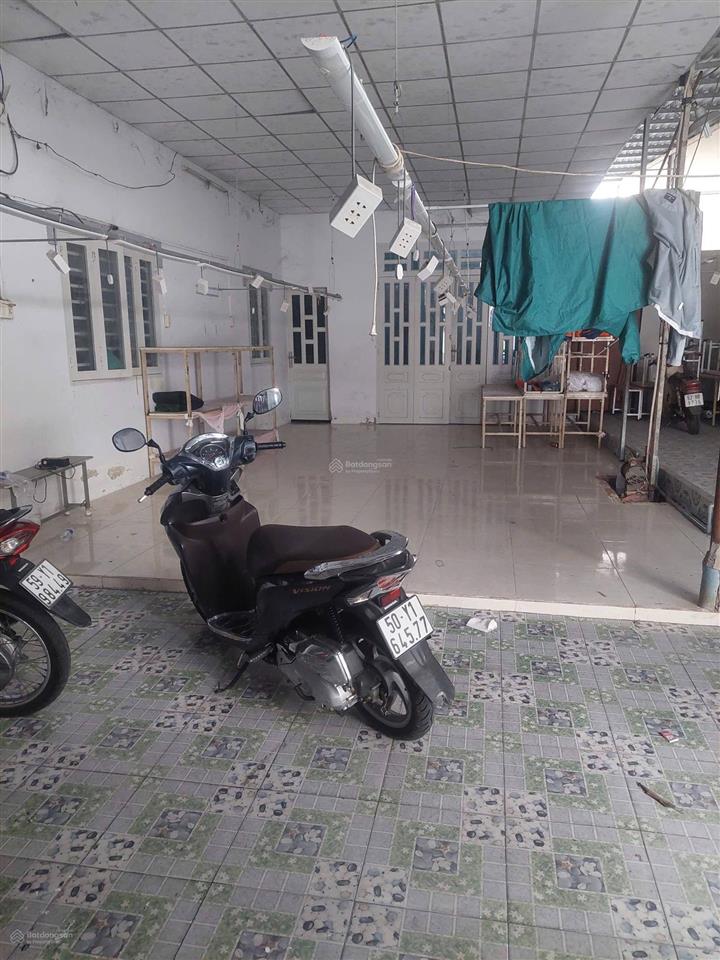 Bán nhà 6.2x18m, sổ hồng riêng  xuân thới đông 1, gần trần văn mười và quốc lộ 22