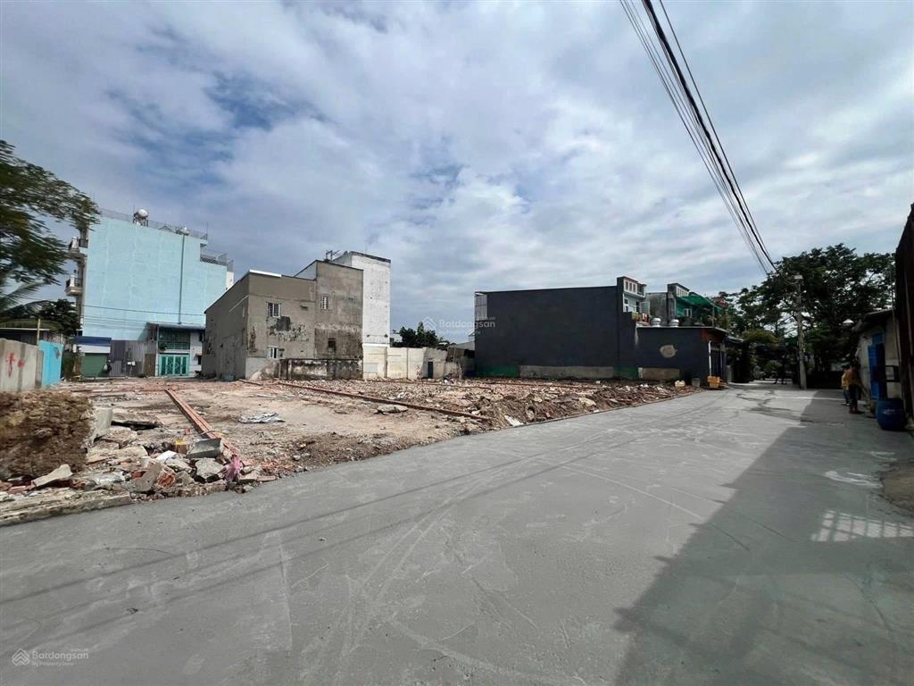 Lô đất 5x24m thổ cư  xtt 27 ( xã bà điểm mới )  chỉ 3.75 tỷ