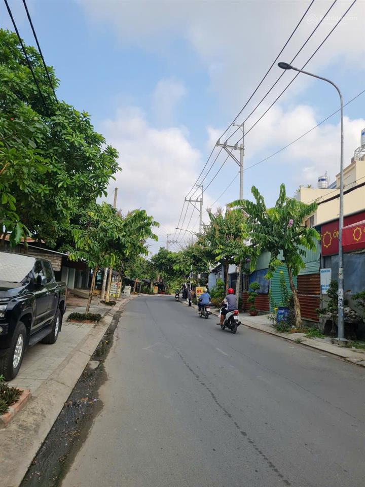 Bán nhà 5.9x34m, 200m2 thổ cư  mặt tiền huỳnh thị mài, gần dương công khi  chỉ 7 tỷ