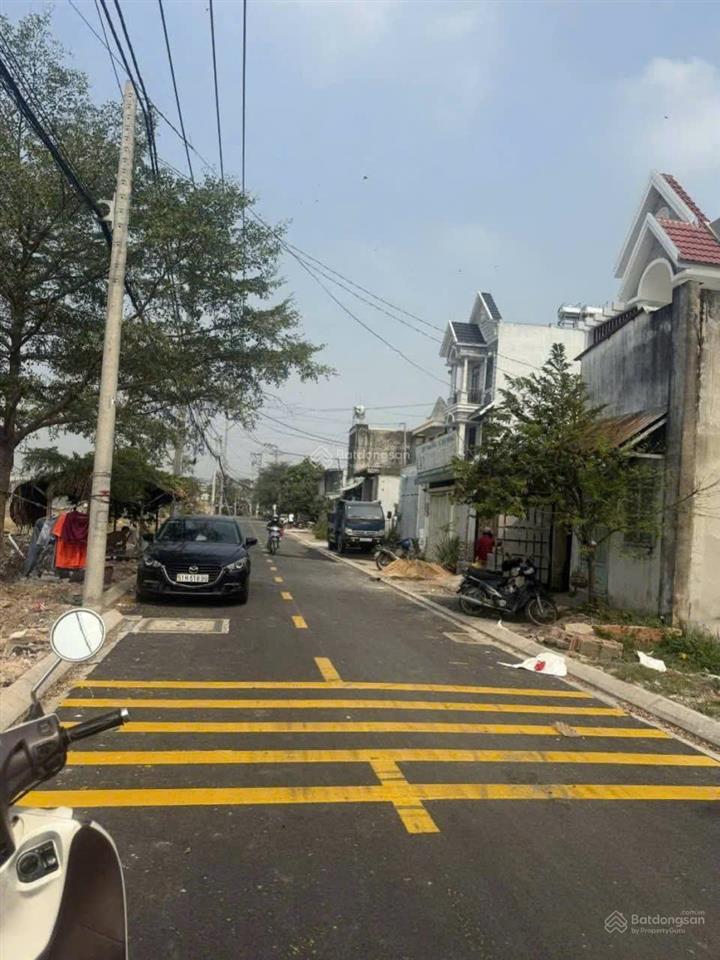 Đất thổ cư 5x22m, 110.7m2  xuân thới thượng 4, thuộc bà điểm, gần trường bùi văn ngữ  chỉ 3.5 tỷ