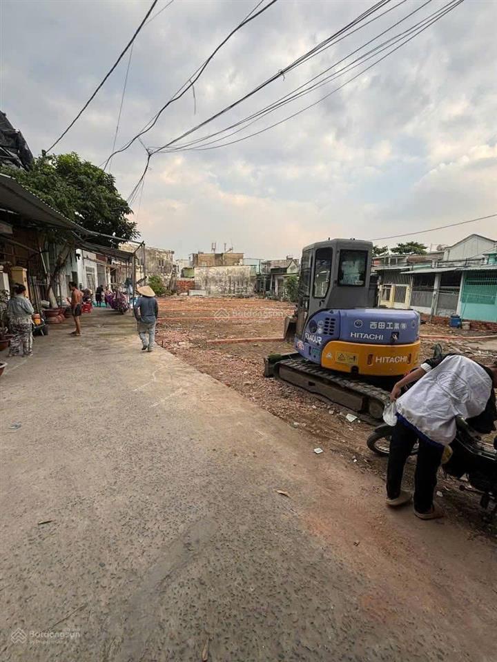 Bán lô đất thổ 5x19m, đặng thúc vịnh, đông thạnh, gần ngã 3 đồn  giá 2.7 tỷ tl
