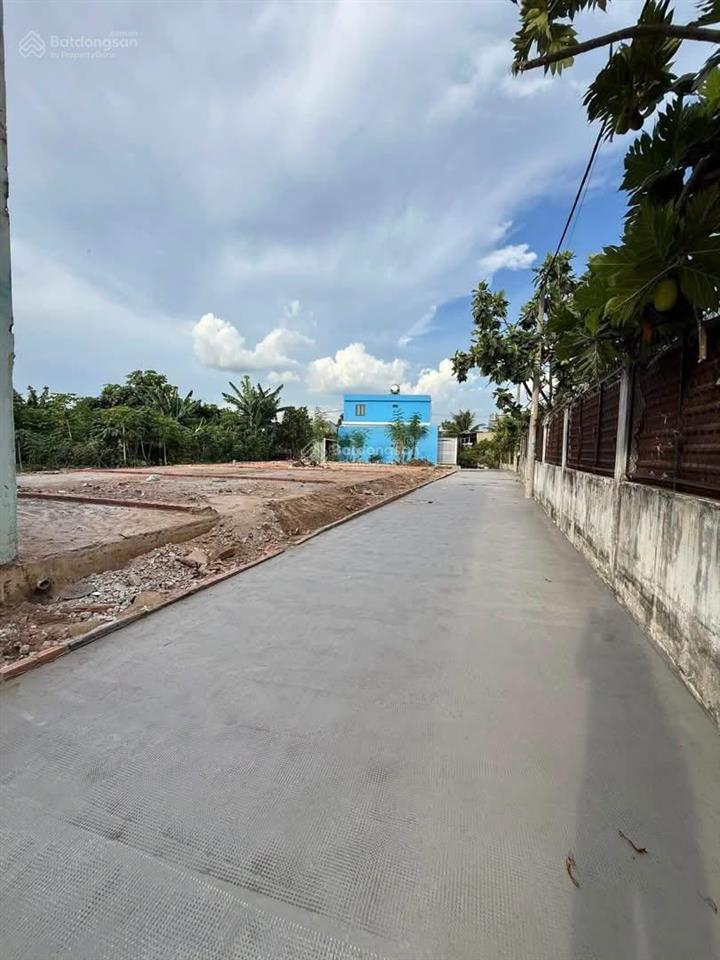 Đất phân lô dương công khi, gần ngã 3 giồng  6.2x15m, giá f0 3.2 tỷ tl giá tốt cho kinh doanh