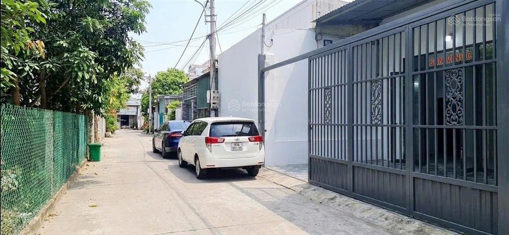 Bán nhà dương công khi, gần ql22  hẻm xe hơi, 95m2, 2pn, giá chỉ 3.5 tỷ