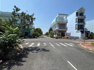 Tuấn hailongreal 100m đất 2,35 tỷ tạikdc thái sơnlong hậu giáp kcn cách nhà bè ít phút