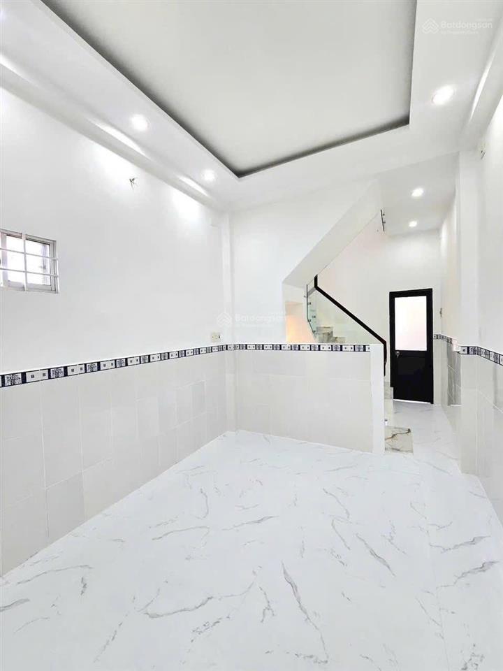 Minh tuấn nhà đẹp giá rẻ tại huỳnh tấn phát nhà bè liền kề q7 chỉ 5,2 tỷ