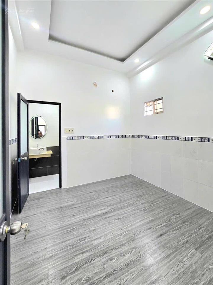 Minh tuấn nhà đẹp giá rẻ tại huỳnh tấn phát nhà bè liền kề q7 chỉ 5,2 tỷ