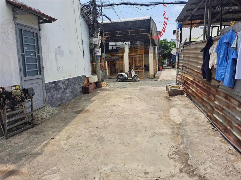 Tuấn hailongreal 90m đất 2,9 tỷ hẻm xe hơi đường lê văn lương nhà bè cách phú mỹ hưng 15 phút