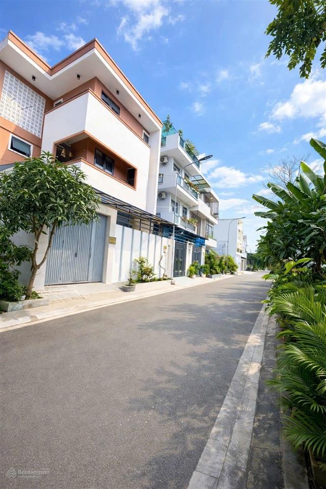 Tuấn hailongreal 5,8 tỷ cho căn nhà 3 tầng 92,4m2 xe hơi trong nhà tại nguyễn bình nhà bè gần pmh