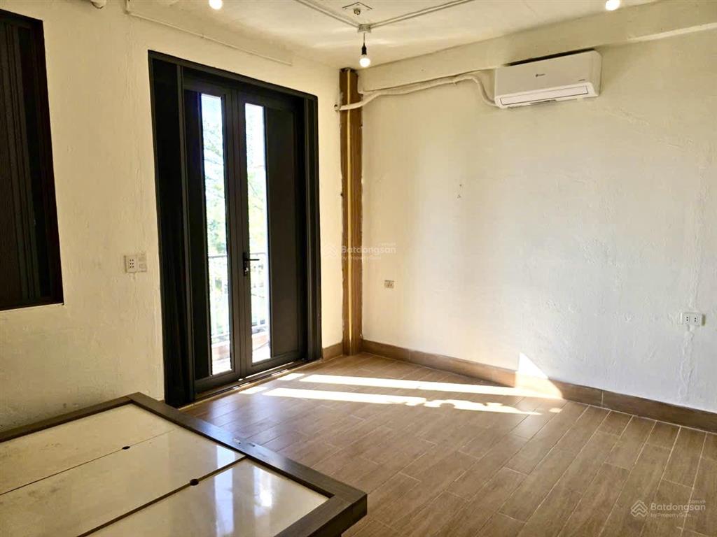 Tuấn nhà đẹp giá rẻ 4 tầng tại nguyễn bình khu đồng bộ đường 10m sát mặt tiền nguyễn bình nhà bè