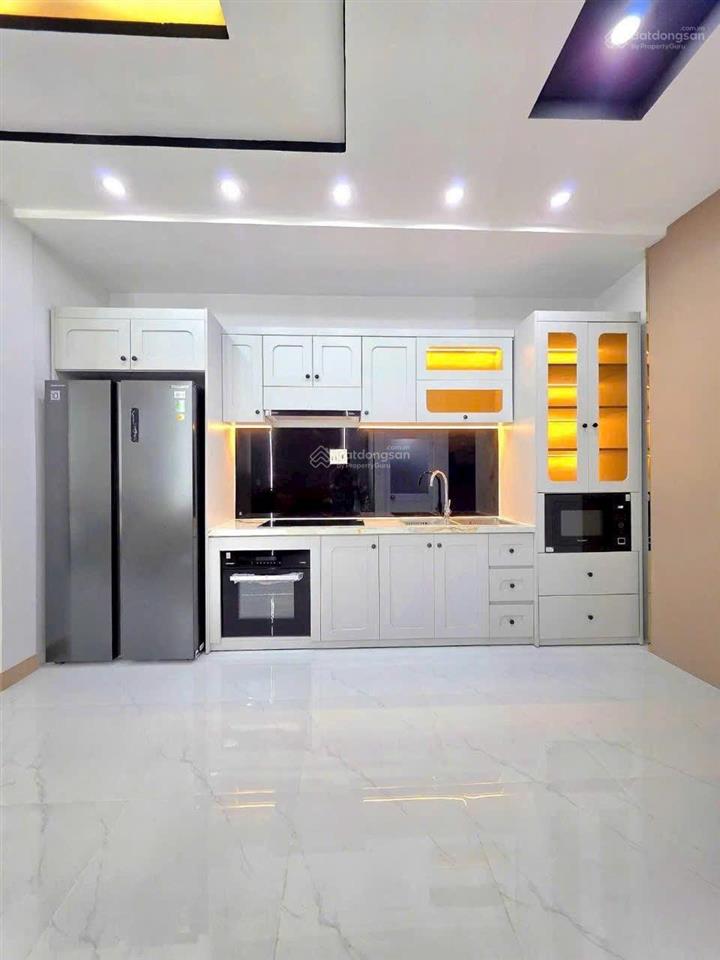 Tuấn nhà đẹp 3,99 tỷ nhà 3 tầng tại huỳnh tấn phát nhà bè sổ hồng riêng hẻm xe hơi vinfast
