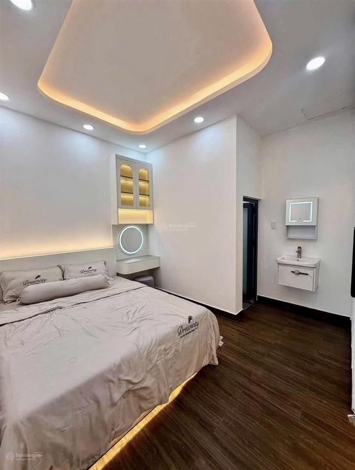 Tuấn nhà đẹp nhà mới full nội thất xe hơi ngay cửa tại huỳnh tấn phát nhà bè sát q7 sátphú mỹ hưng