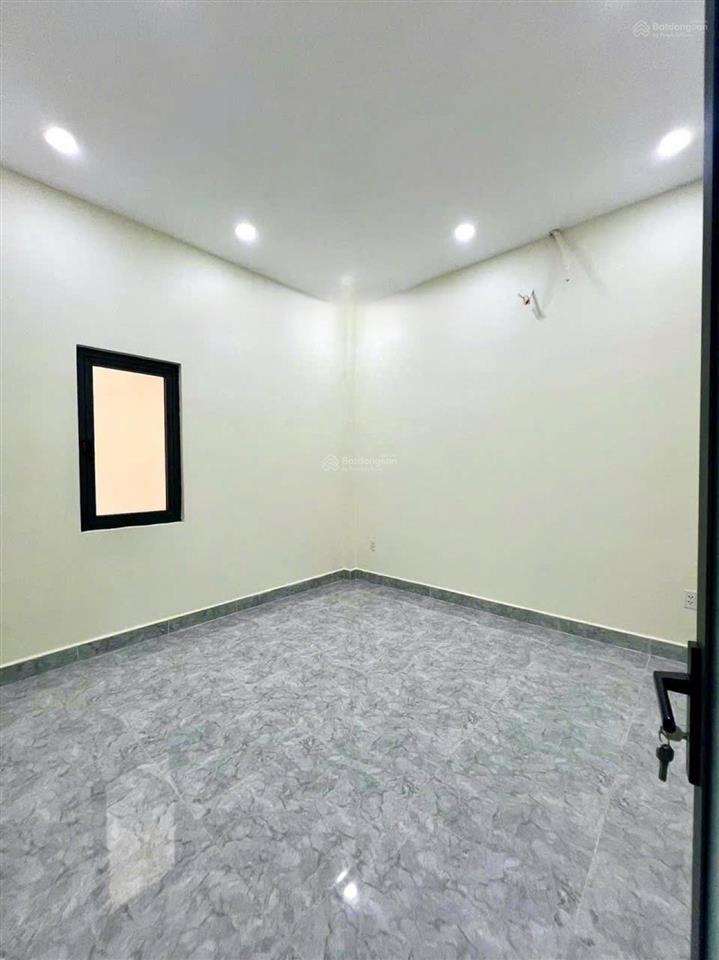 Tuấn nhà đẹp nhà 102m 3,6 tỷ hẻm xe hơi nguyễn văn tạo long thới nhà bè cách phú mỹ hưng 15 phút