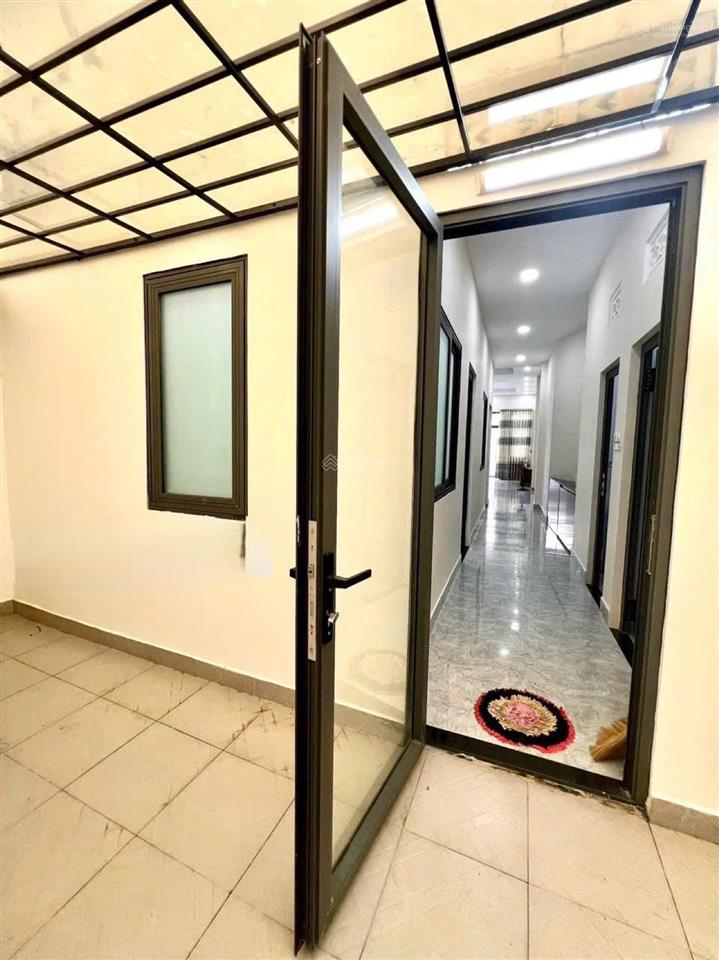 Tuấn nhà đẹp nhà 102m 3,6 tỷ hẻm xe hơi nguyễn văn tạo long thới nhà bè cách phú mỹ hưng 15 phút