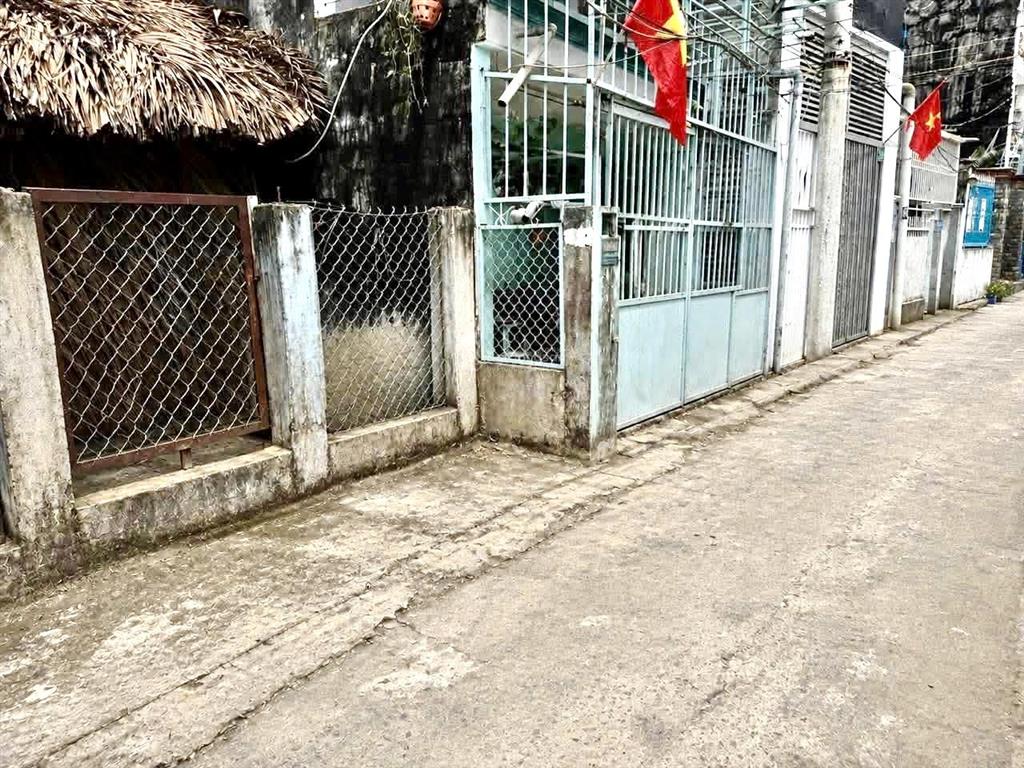 Tuấn nhà đẹp chỉ 2,65 tỷ sở hữu ngay lô đất sổ hồng hẻm xe hơi vinfast tại lê văn lương phước kiển