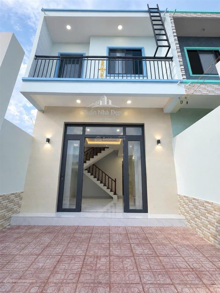Tuấn nhà đẹp 2,6 tỷ nhà mới 83.7m2 hẻm xe hơi tại long hậu giáp nhà bè cách phú mỹ hưng 25 phút