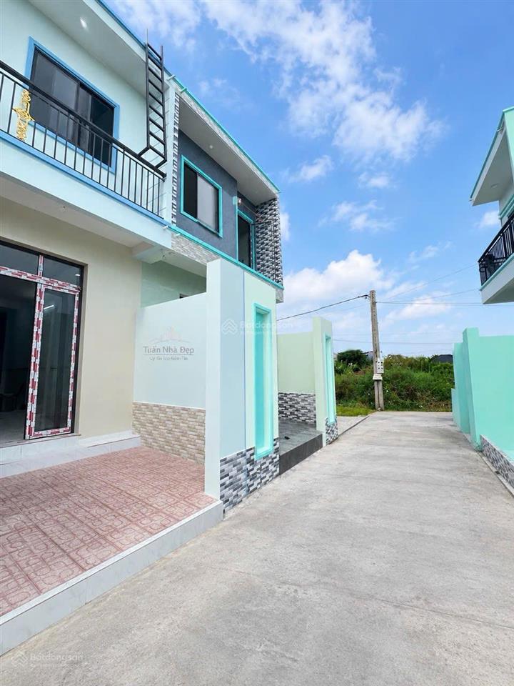 Tuấn nhà đẹp 2,6 tỷ nhà mới 83.7m2 hẻm xe hơi tại long hậu giáp nhà bè cách phú mỹ hưng 25 phút