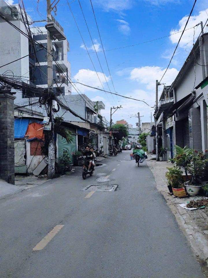 Mặt tiền kinh doanh song hành q12 đông hưng thuận ngang 12 x 17m