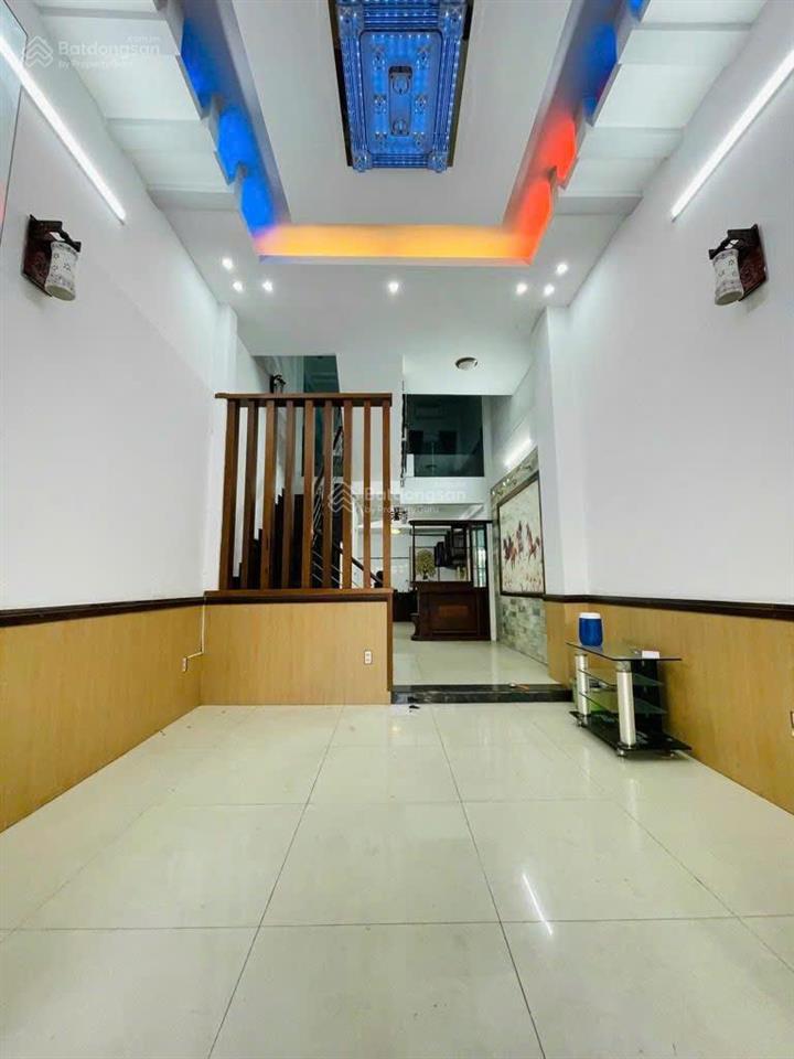 Bán nhà phan huy ích 4 tầng, 5pn, đường 8m có lề đi bộ ra emart  9 tỷ 2