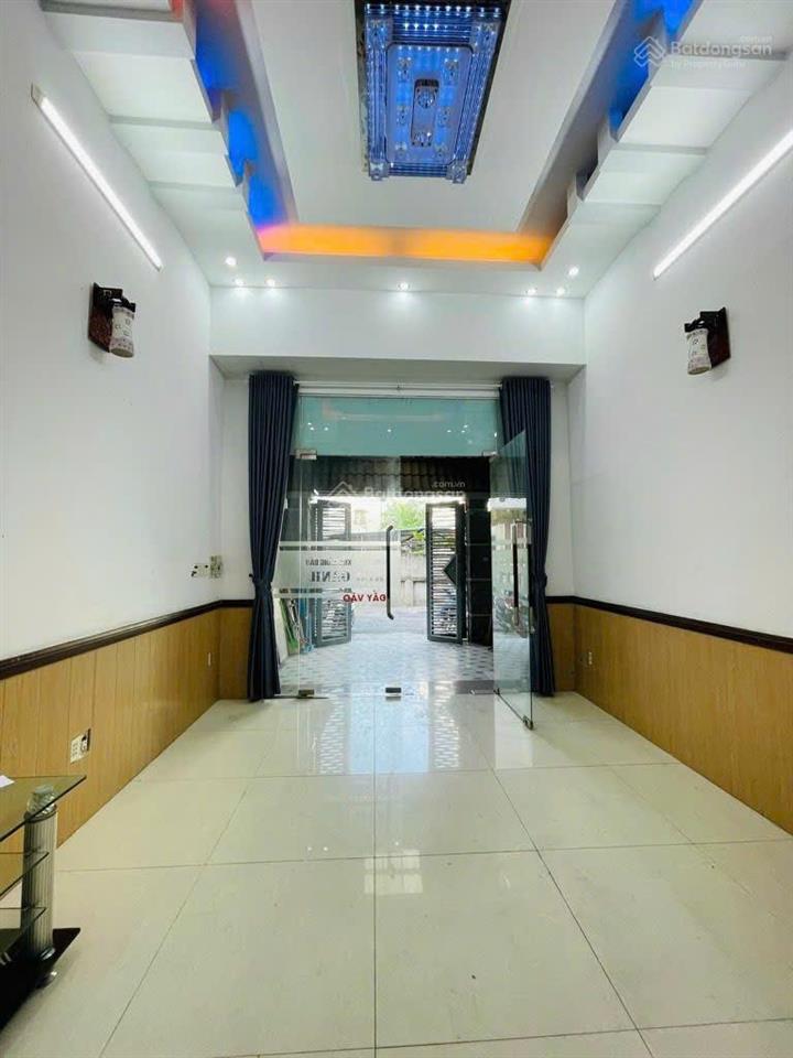 Bán nhà phan huy ích 4 tầng, 5pn, đường 8m có lề đi bộ ra emart  9 tỷ 2