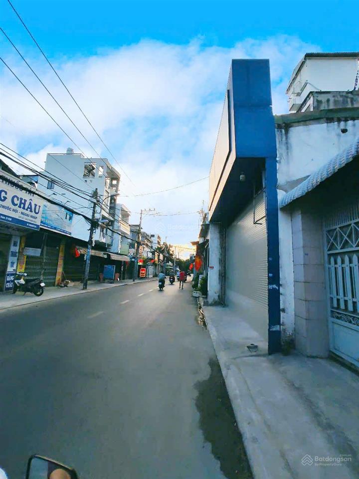 Nhà mặt tiền đông hưng thuận 11  gần nguyễn văn quá  5x20  kinh doanh tốt  9.9 tỷ