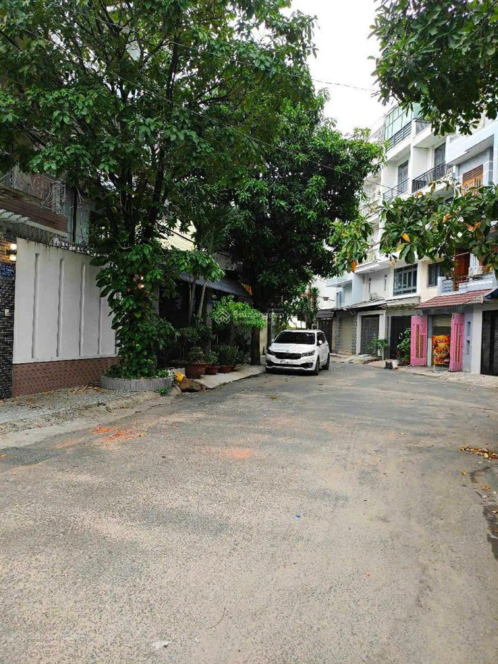 Đất nguyễn văn khối gò vấp  hẻm 8m phân lô  ngang 8m  đối diện cv làng hoa 20 tỷ