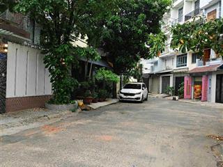 Đất nguyễn văn khối gò vấp  hẻm 8m phân lô  ngang 8m  đối diện cv làng hoa 20 tỷ