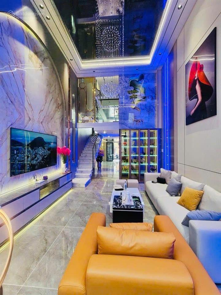 11 tỷ 9, nhà phạm văn chiêu gò vấp  5 tầng thang máy 80m2  full nội thất cao cấp