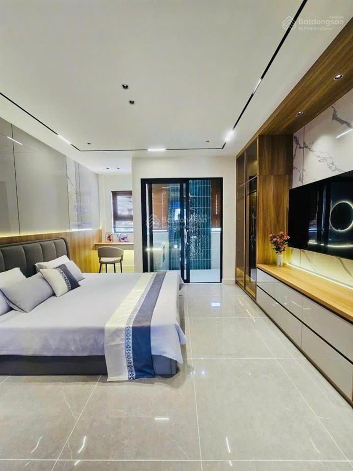 11 tỷ 9, nhà phạm văn chiêu gò vấp  5 tầng thang máy 80m2  full nội thất cao cấp