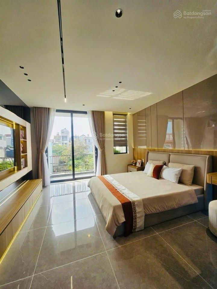 11 tỷ 9, nhà phạm văn chiêu gò vấp  5 tầng thang máy 80m2  full nội thất cao cấp