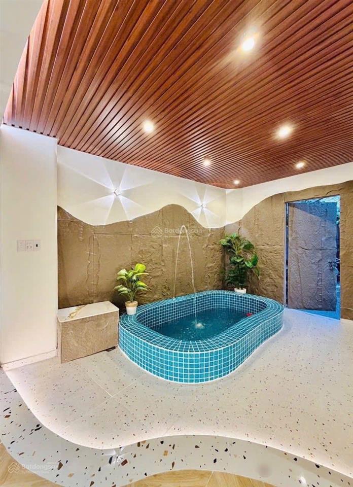 Nhà 2 tầng hẻm xe hơi phạm văn chiêu full nội thất ngang 5 x15