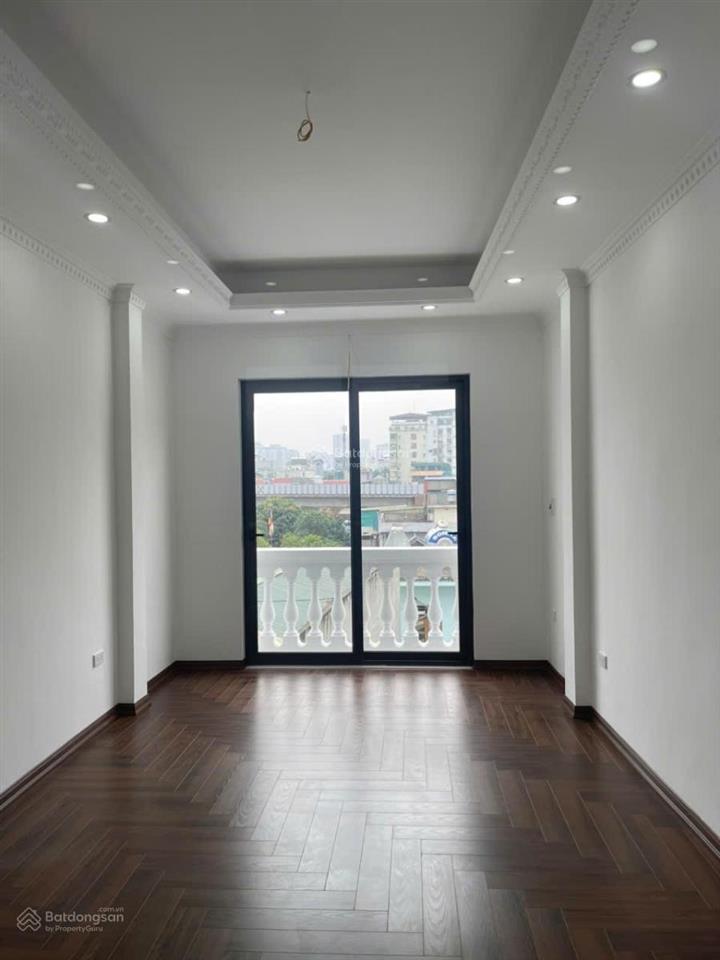 Bán nhà riêng 35m2, 8.9 tỷ tại thái thịnh, đống đa, hà nội, thang máy, gần phố , gần oto