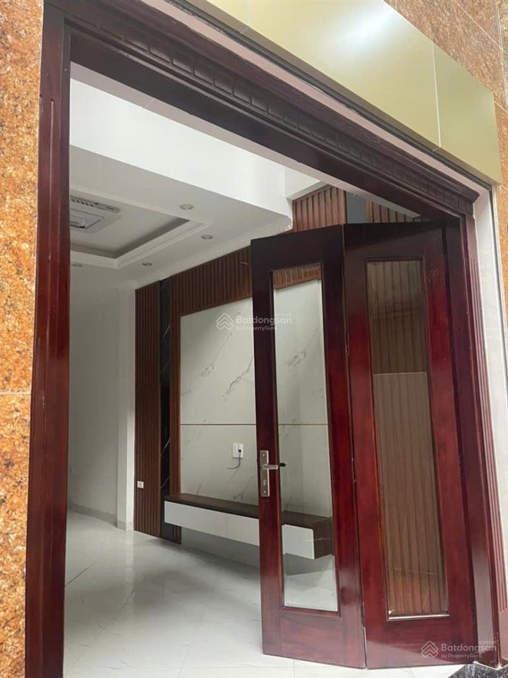 Bán nhà riêng 35m2, 8.9 tỷ tại thái thịnh, đống đa, hà nội, thang máy, gần phố , gần oto