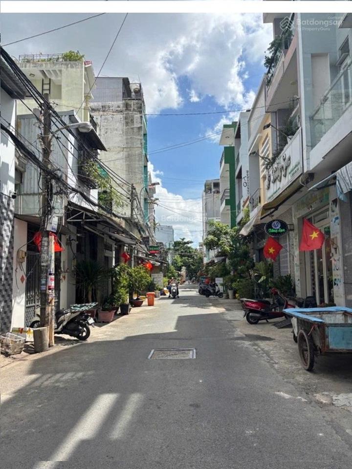 Bán nhà riêng bán nhà hẻm gần ngã tư bốn