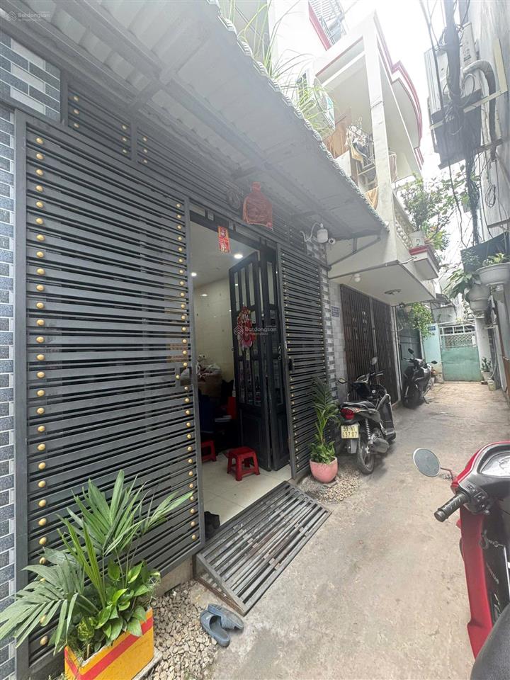 Khu ytktc bình tân hxh né thông đỗ cổng nhà hẻm nội bộ 3 tầng 32m2 ngay aeon chỉ 5.8 tỷ