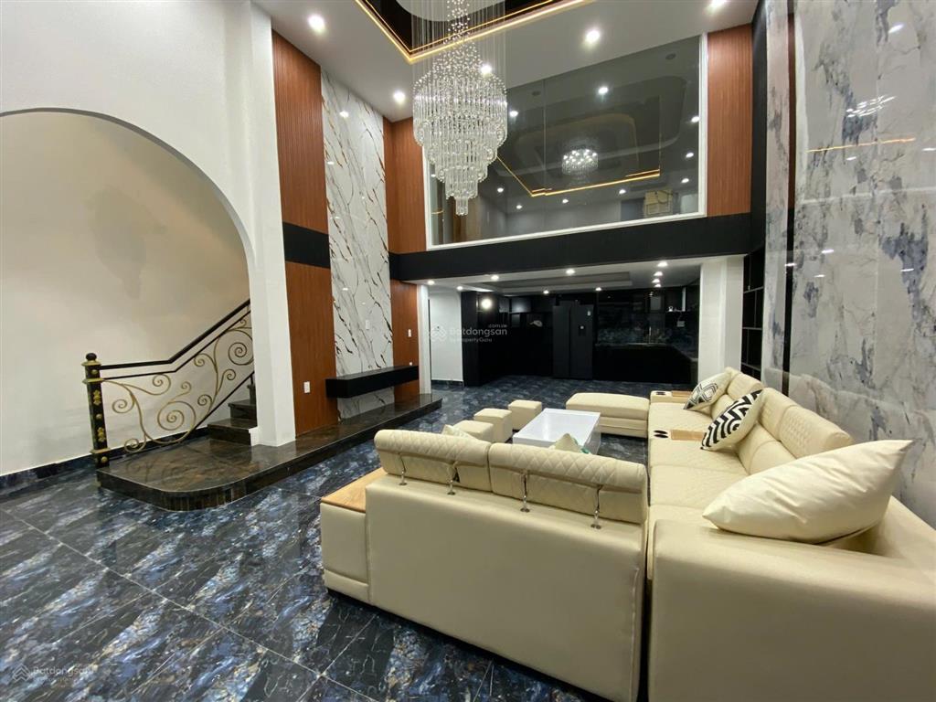 Biệt thự hồ bơi full nội thất gốc ngã tư bắc đẩu  dt khủng 114m2  ngang 8m  chỉ 9 tỷ