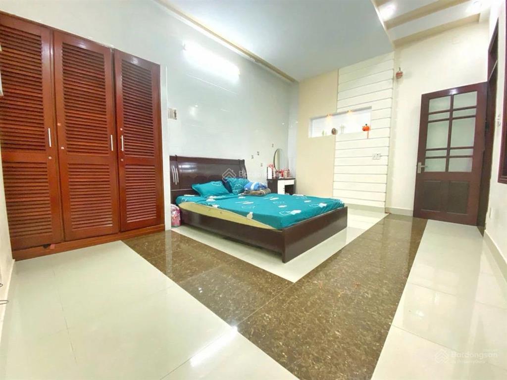 Nhà 3 tầng đinh tiên hoàng  diện tích khủng  nở hậu cực đẹp gần biển chỉ 6 tỷ x