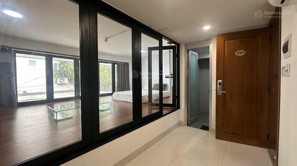 Căn hộ 4 tầng có thang máy kiệt nguyễn văn thoại dòng tiền 60tr/tháng