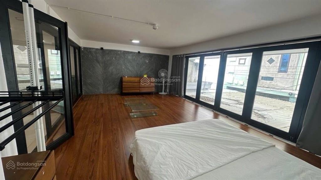 Căn hộ 4 tầng có thang máy kiệt nguyễn văn thoại dòng tiền 60tr/tháng