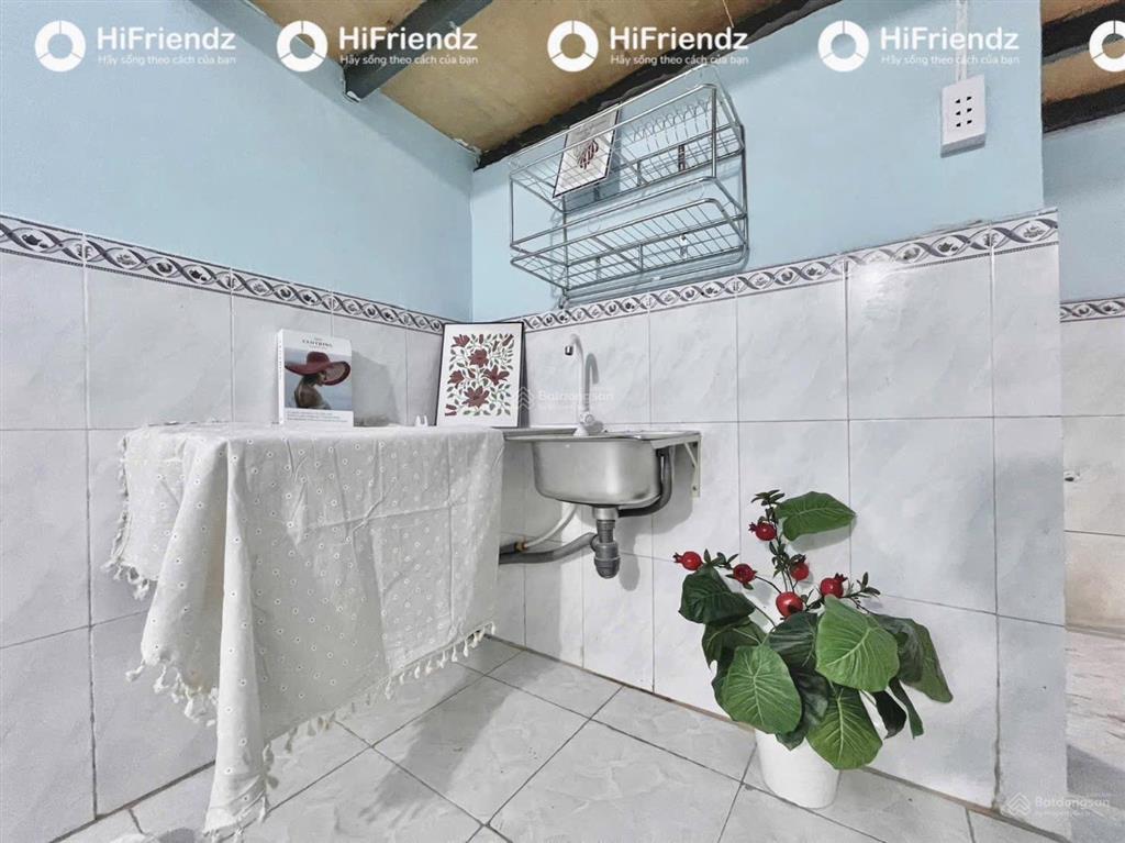 Phòng trọ mới xây 100% có thang máy giá siêu rẻ ngay trần văn giàu  tên lửa